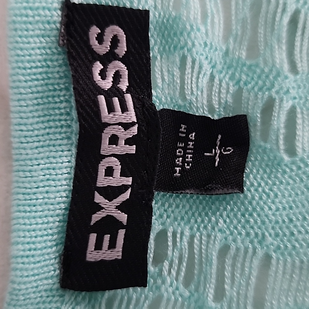 Express Top - Picture 2 of 4